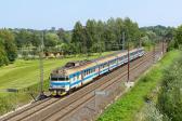 Elektrotriebwagen und -züge 