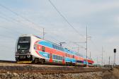 Electric multiple units and railcars