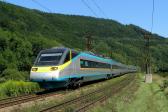 Elektrotriebwagen und -züge 