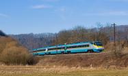 Elektrotriebwagen und -züge 
