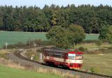 Diesel multiple units and railcars