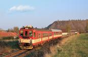 Diesel multiple units and railcars