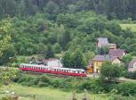 Diesel multiple units and railcars