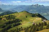 Švýcarsko (CH)
