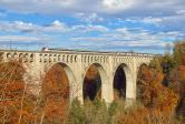 Pont en Automne