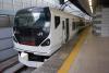Příplatkový expres Kaidži (JR E257) na odjezdu ze stanice Tokio, foto: Vojtěch Hubr